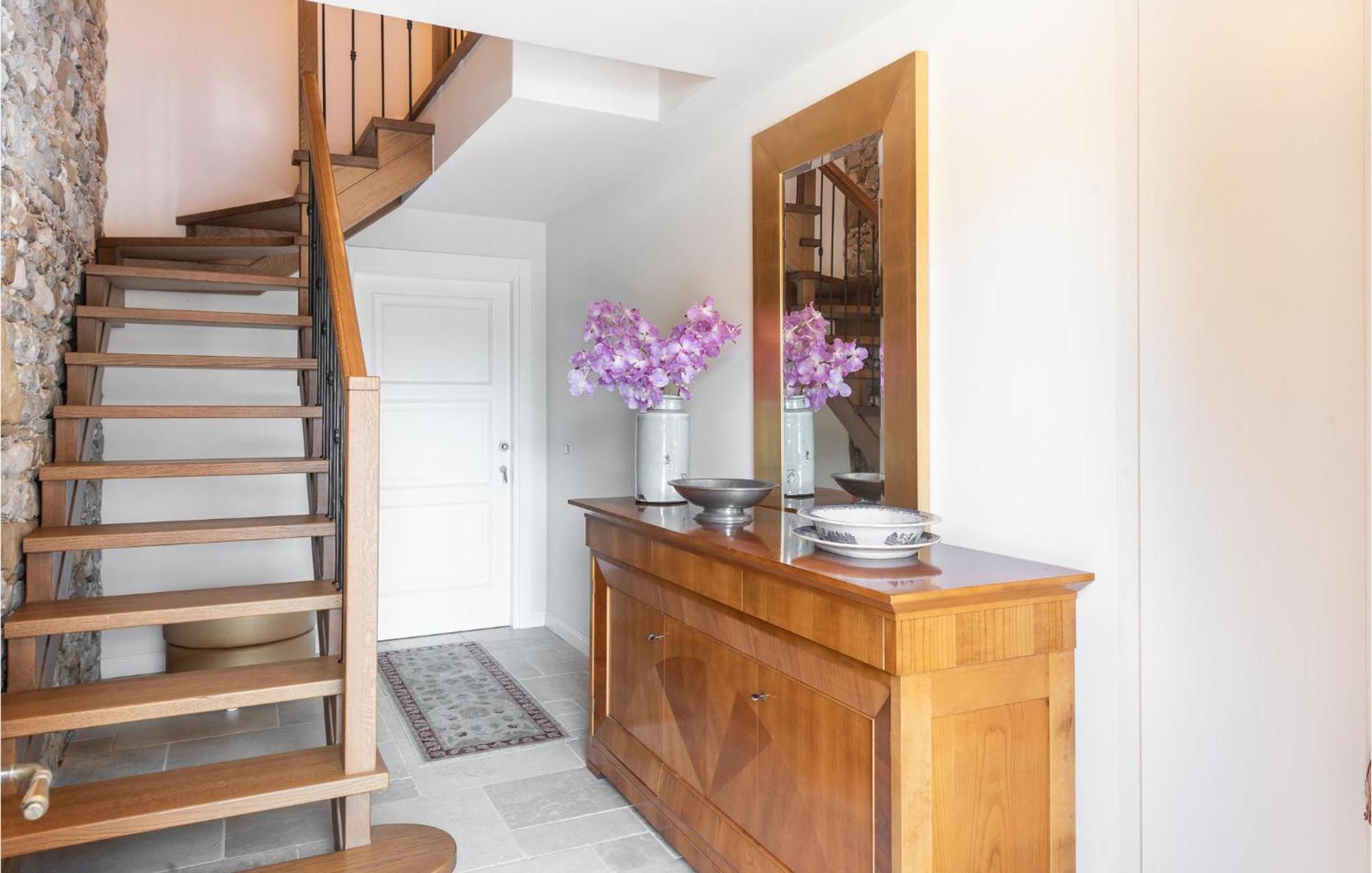 Apt, Braida Corona Exterior photo